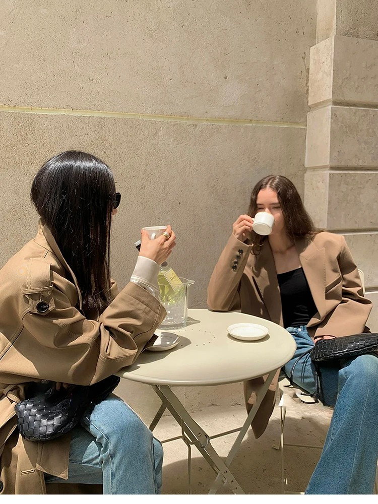 מעיל טרנץ’ ארוך לנשים Olivia  – קלאסיקה עם טוויסט מודרני